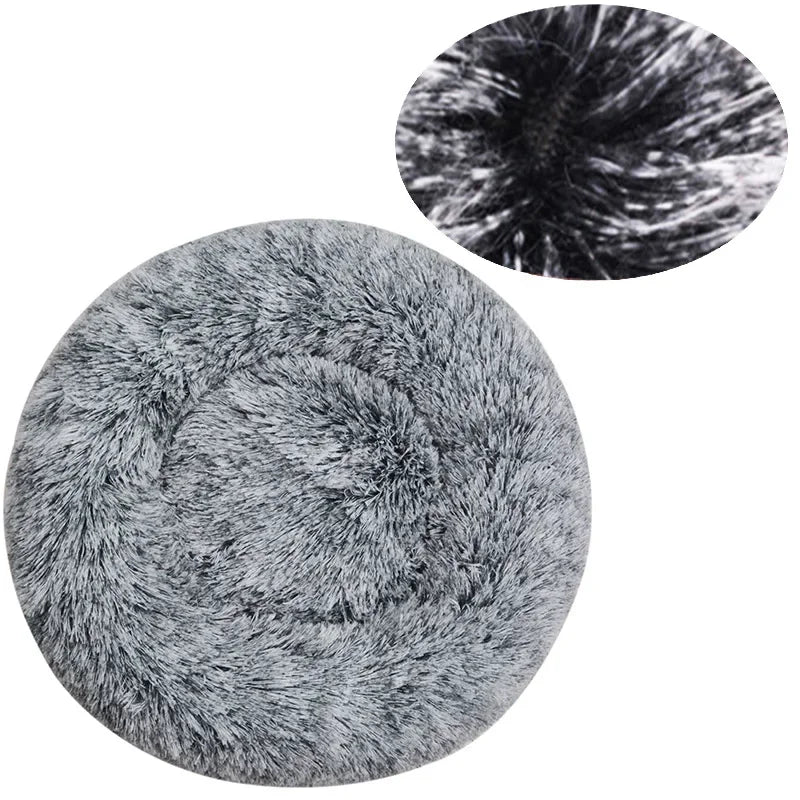 Soft plush pile detail on round cat bed