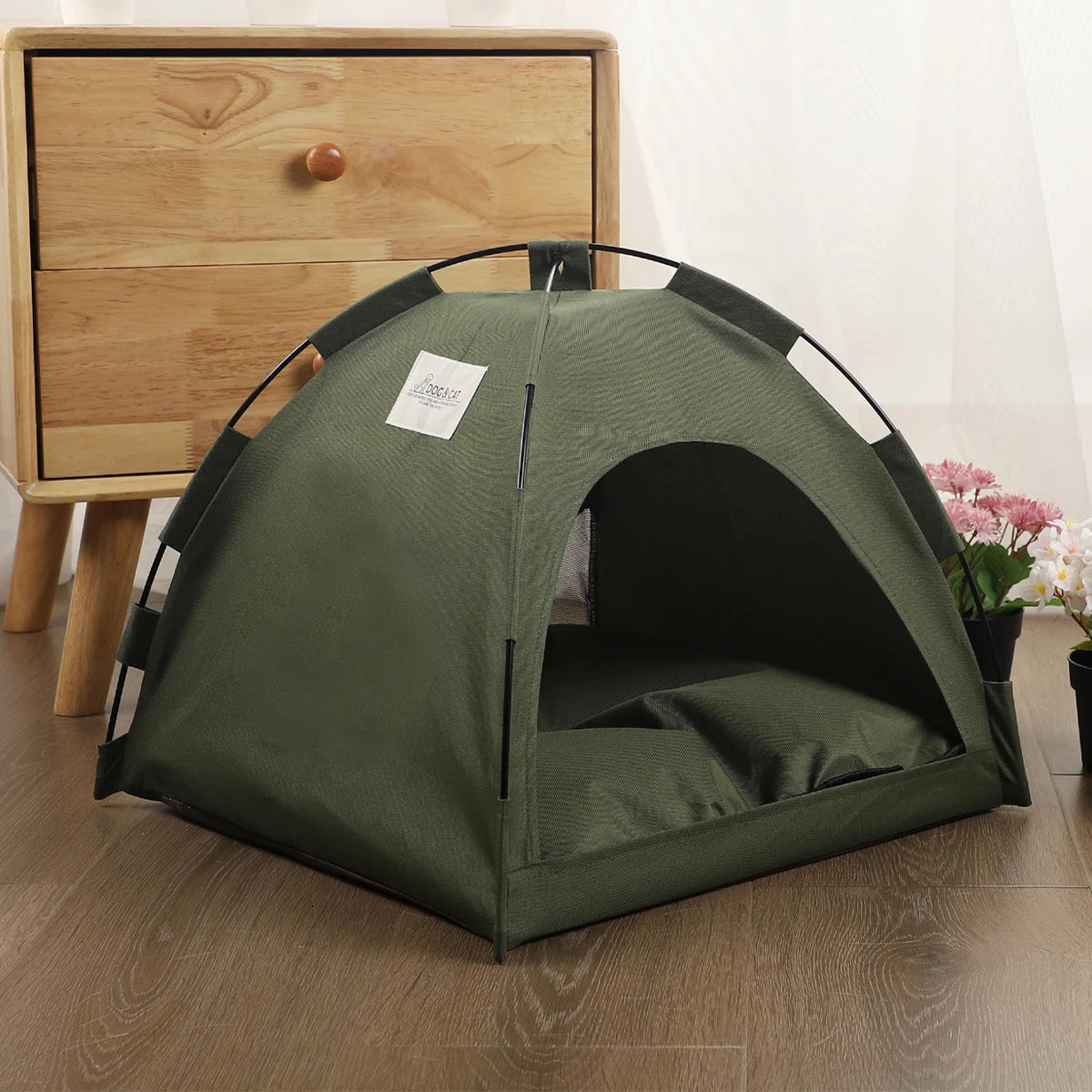 Cat tent bed interior cushion detail