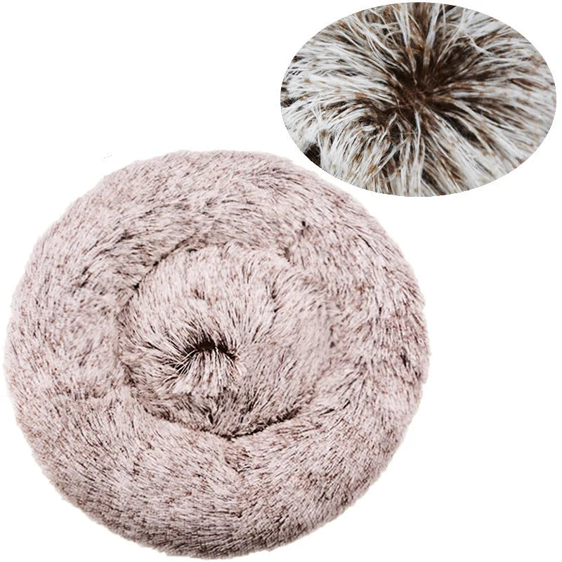 Gradient light grey donut cat bed