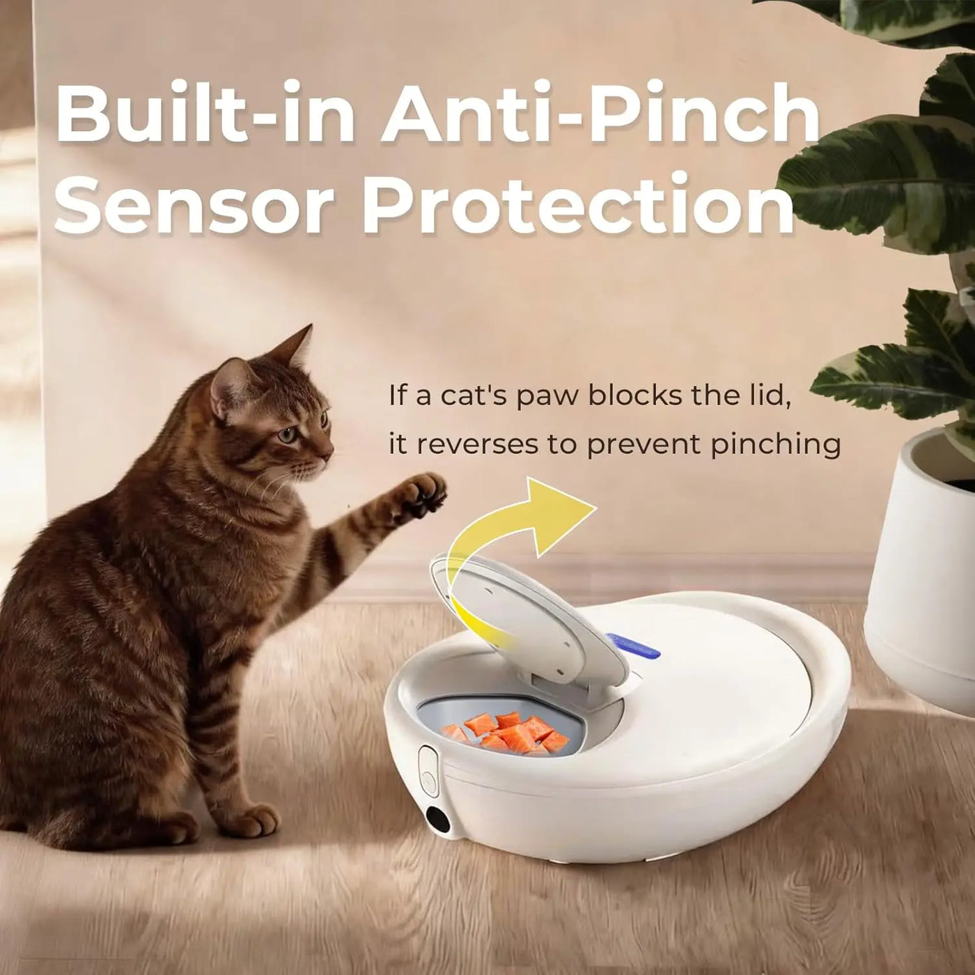 Robotail refrigerated cat feeder product view
